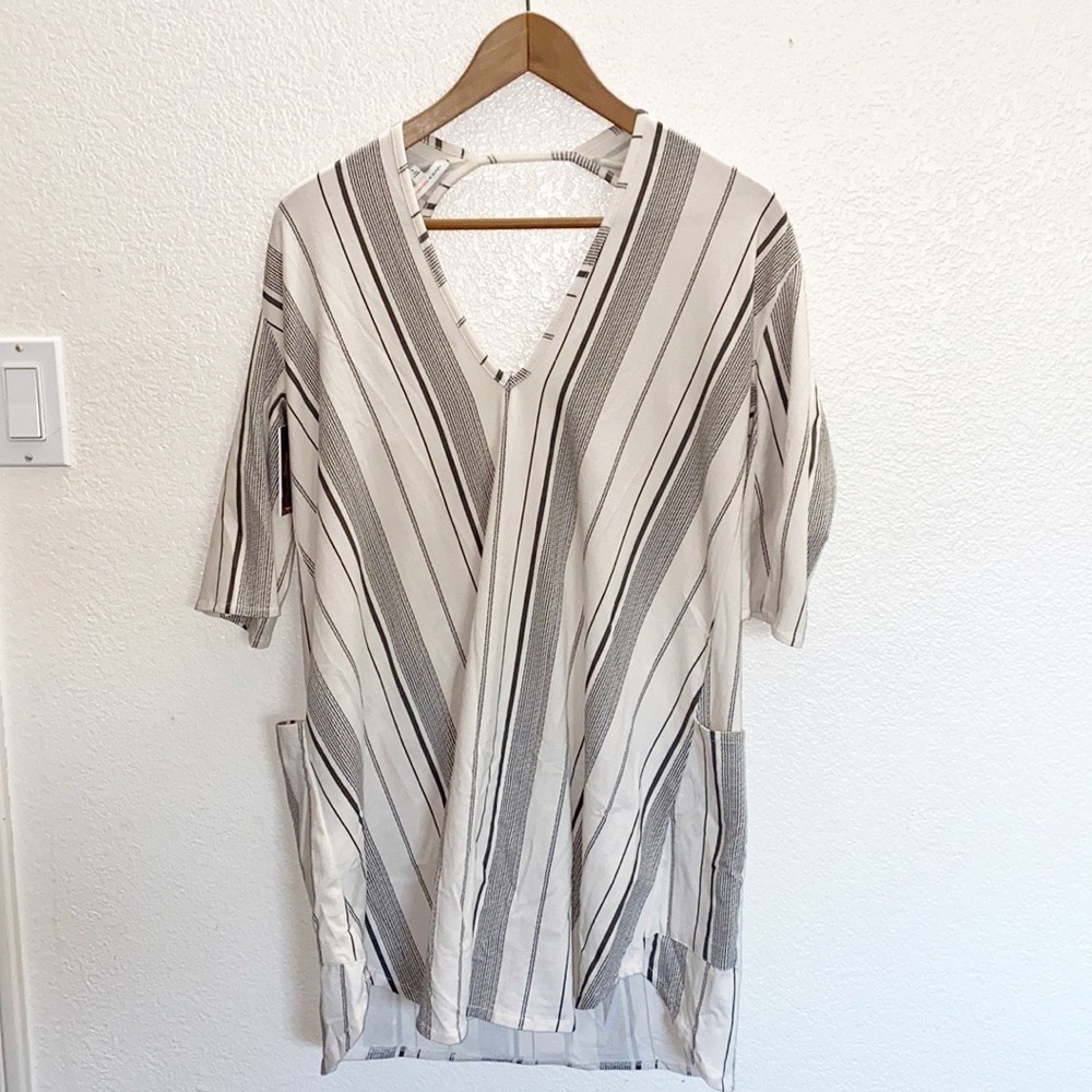 Natural By Known Supply When Charcoal And Off White Organic Cotton Tunic Top